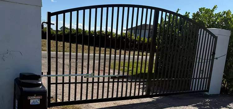 Driveway Fence Repair Melrose